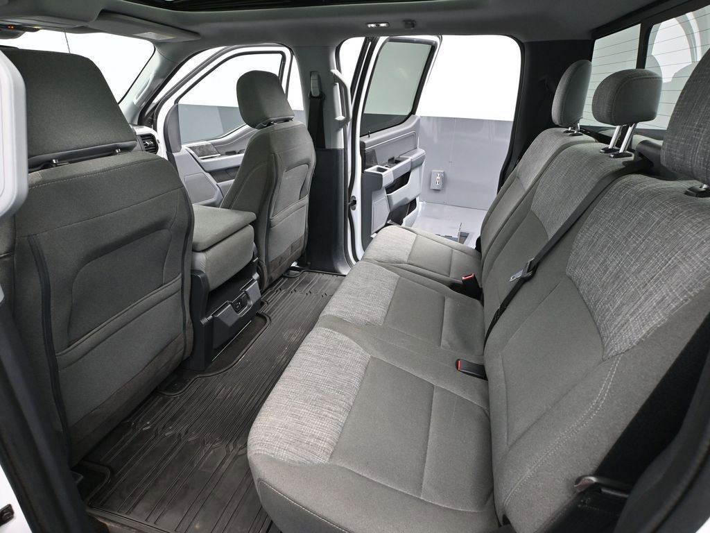 Used 2022 Ford F150 XLT w/ Equipment Group 302A High image 39