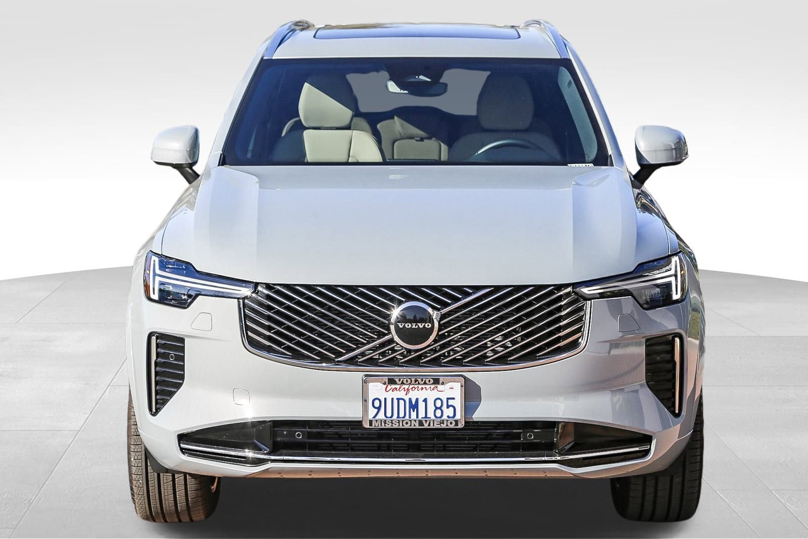 Certified 2025 Volvo XC90 B5 Core w/ Climate Package image 2