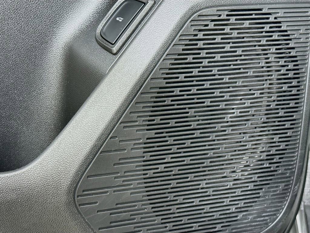 Used 2026 Chevrolet Equinox ACTIV FWD image 24