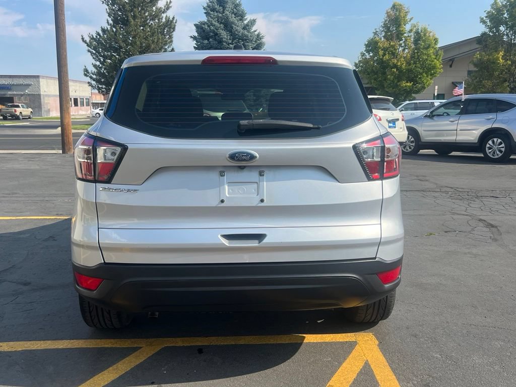 Used 2018 Ford Escape S FWD image 4