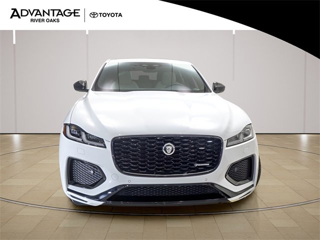 Used 2025 Jaguar F-PACE R-Dynamic S image 3