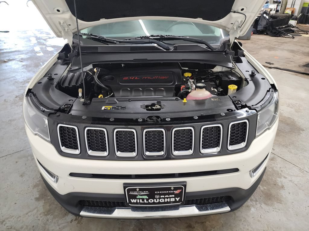 Used 2018 Jeep Compass Limited AWD/4WD image 33