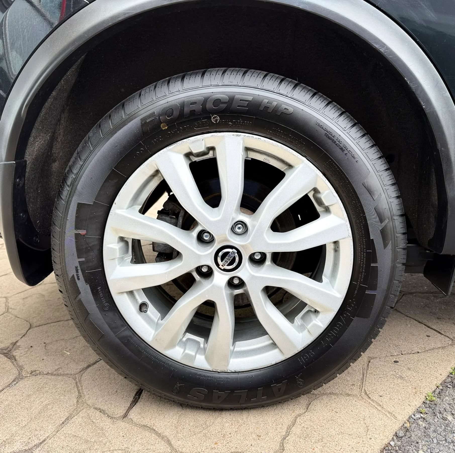 Used 2021 Nissan Rogue Sport SV AWD/4WD image 45