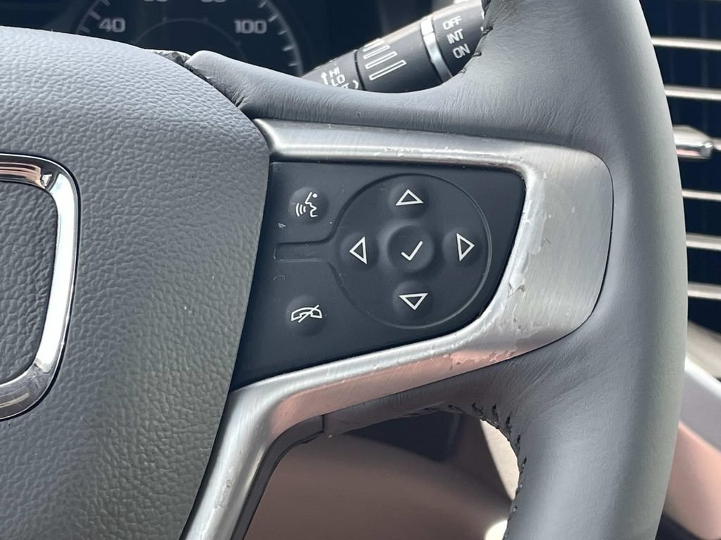 Used 2017 GMC Acadia SLE FWD image 29