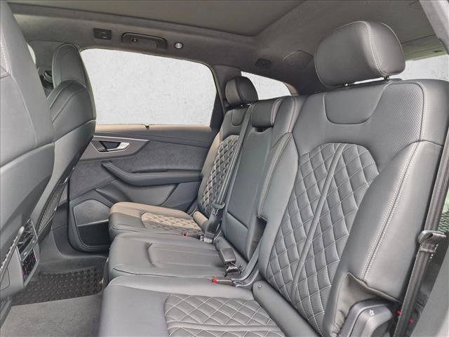New 2026 Audi SQ7 Prestige AWD/4WD image 16