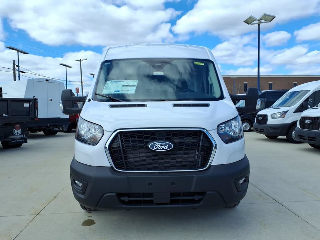 New 2026 Ford Transit 250 148 Medium Roof RWD image 2