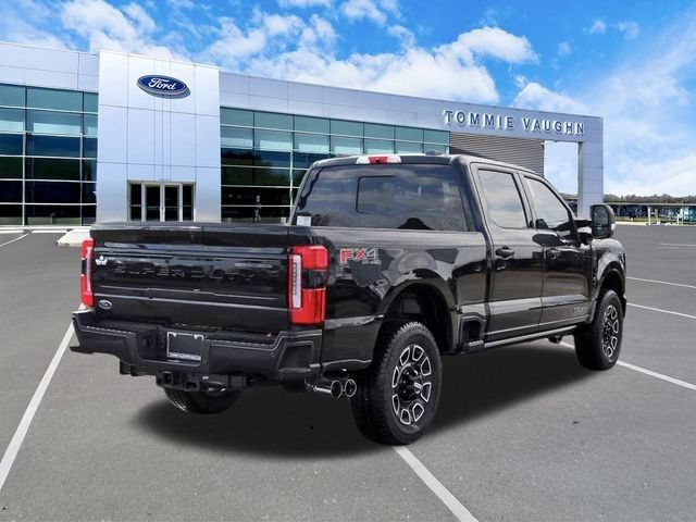 New 2026 Ford F250 Platinum w/ FX4 Off-Road Package AWD/4WD image 4