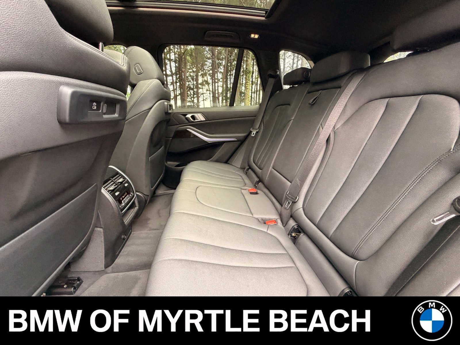 Used 2019 BMW X5 xDrive40i w/ Premium Package 2 AWD/4WD image 14