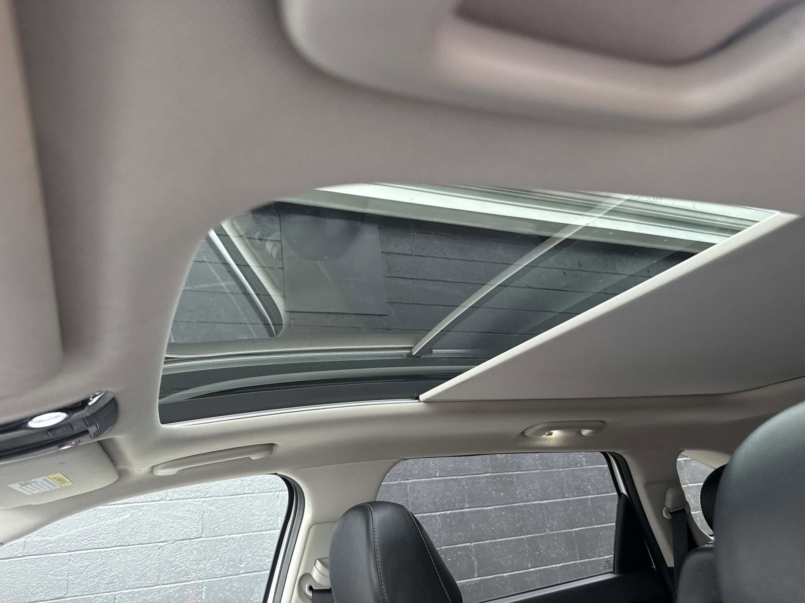 Used 2022 Kia Sorento SX Prestige image 23