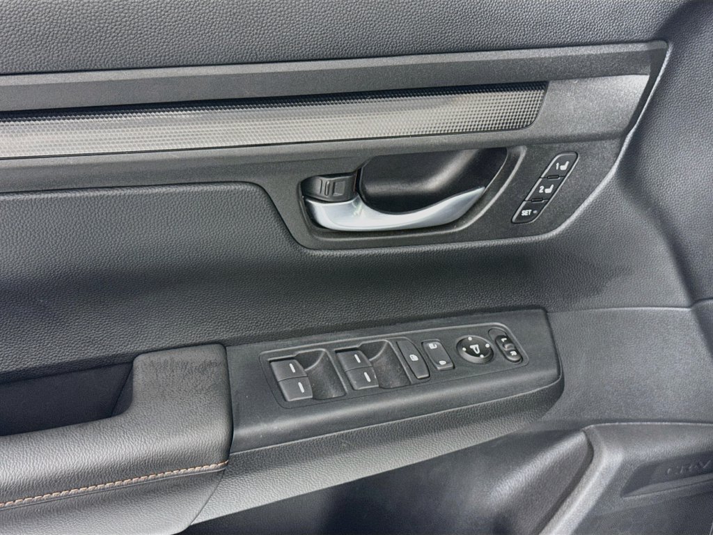 Certified 2025 Honda CR-V Sport-L image 23