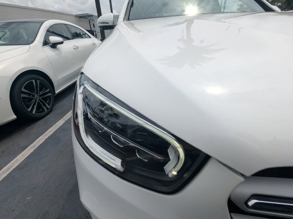 Used 2022 Mercedes-Benz GLC 300 4MATIC w/ Driver Assistance Package image 21