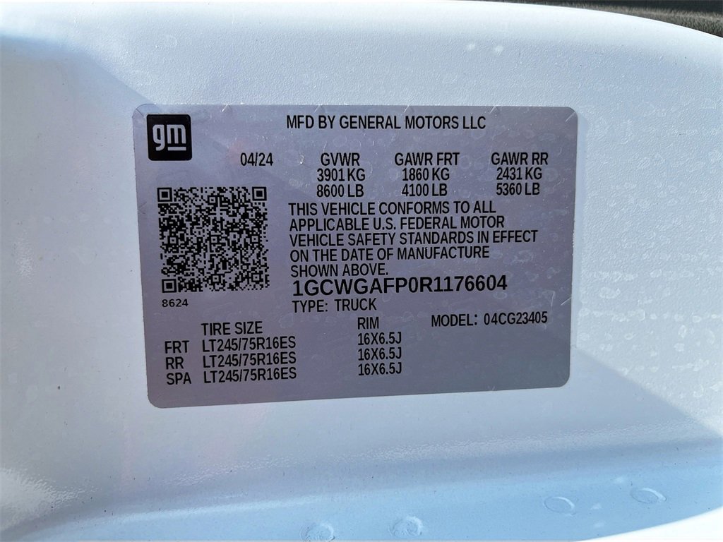 Used 2024 Chevrolet Express 2500 Work Van w/ Driver Convenience Package image 27