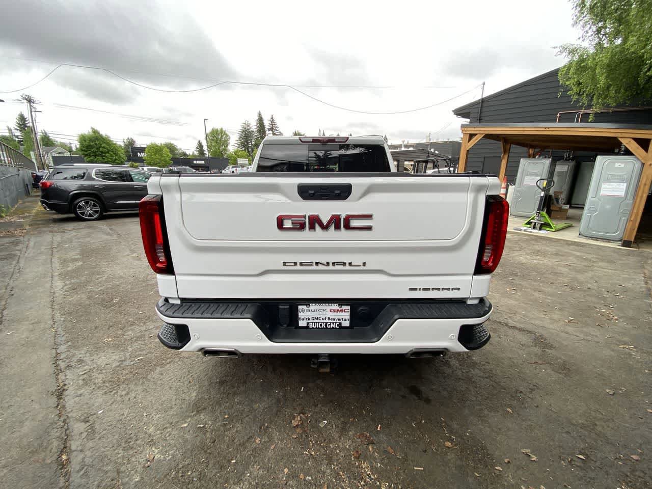 Used 2023 GMC Sierra 1500 Denali w/ Denali Reserve Package AWD/4WD image 5