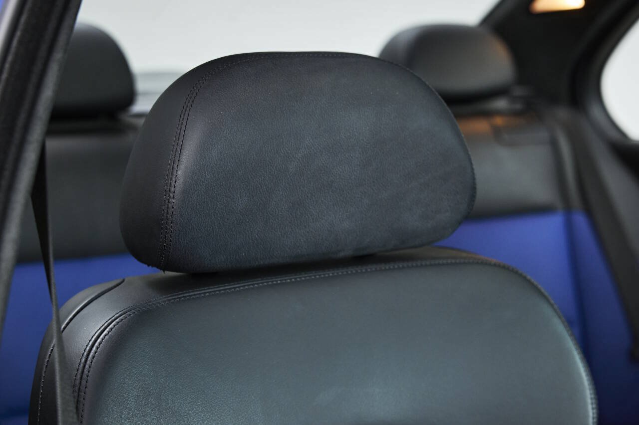 Used 2002 BMW M5 RWD image 60