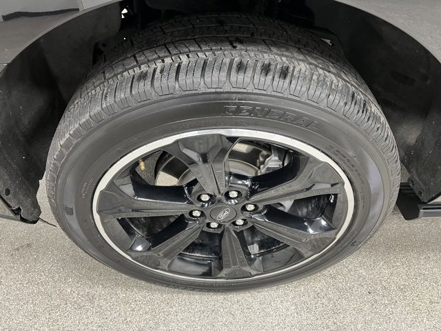 Used 2024 Ford Expedition Max Limited image 15