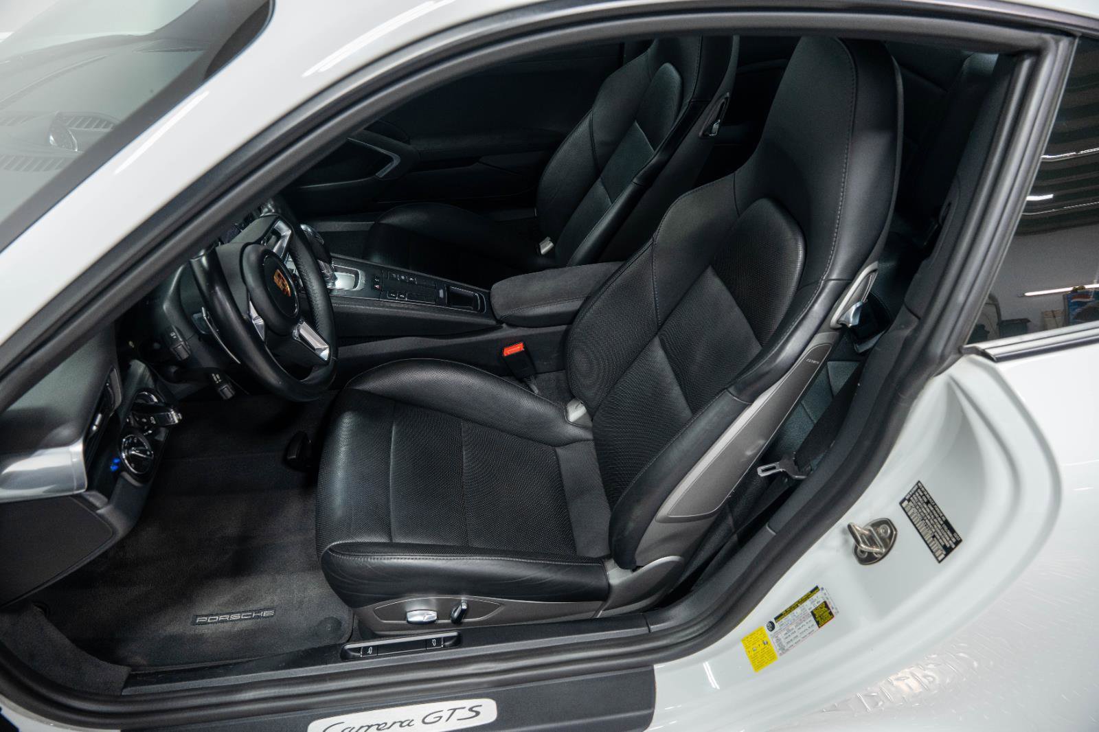 Used 2018 Porsche 911 Carrera GTS image 87