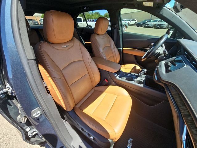 Used 2019 Cadillac XT4 Sport AWD/4WD image 17