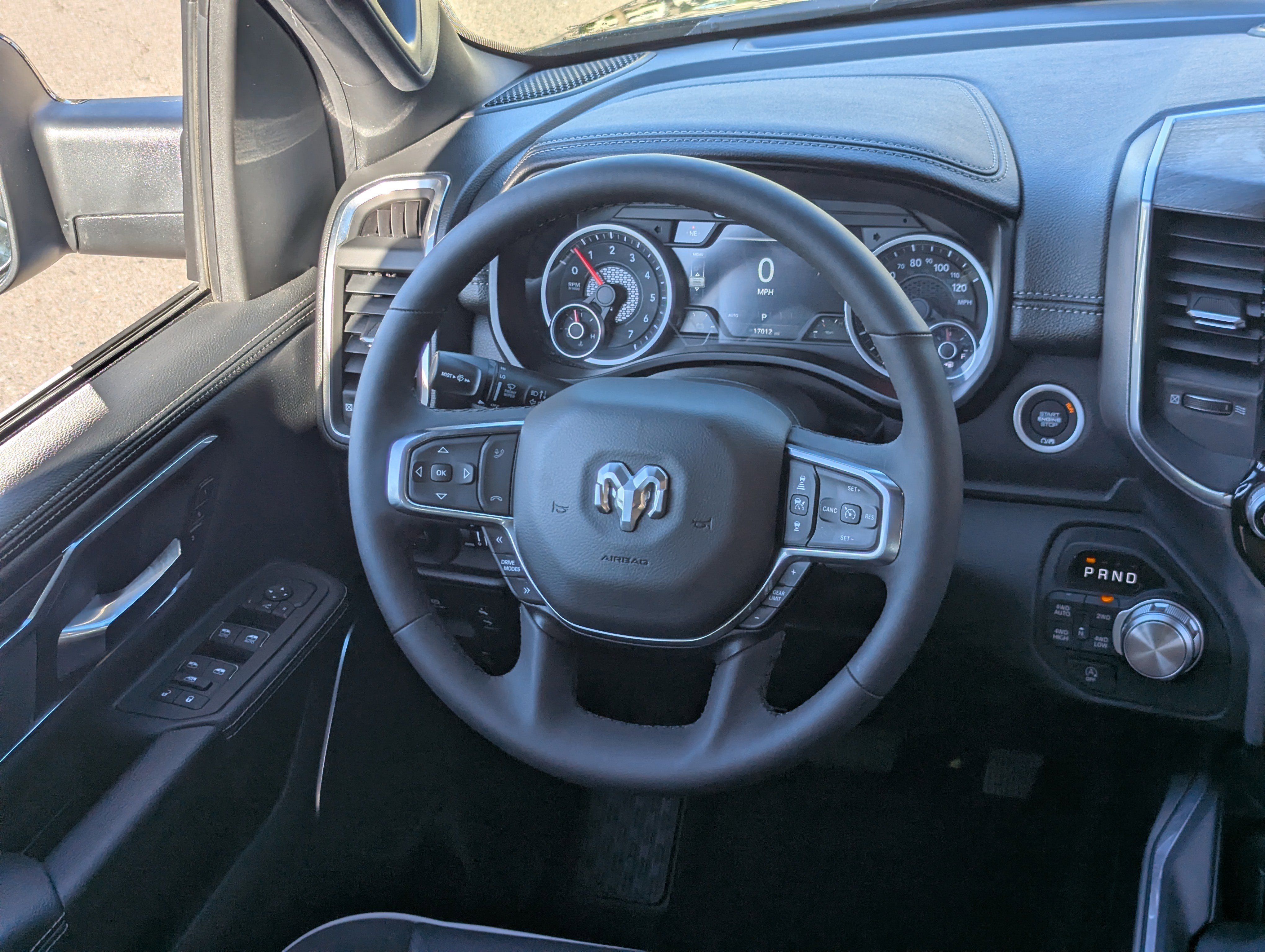 Used 2025 RAM 1500 Laramie w/ Sport Appearance Package image 13