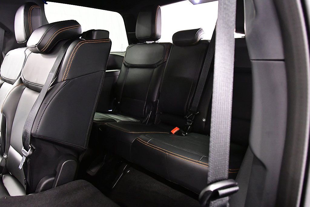Used 2025 Ford Expedition Tremor image 33