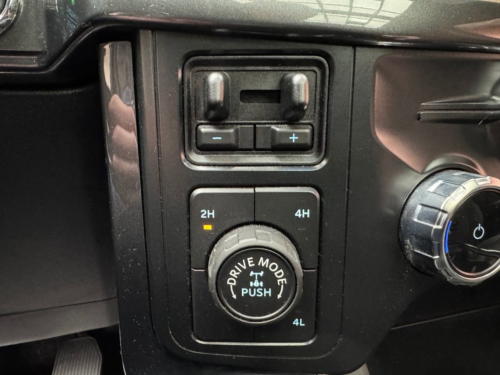 Used 2022 Ford F150 XLT w/ Equipment Group 302A High image 21