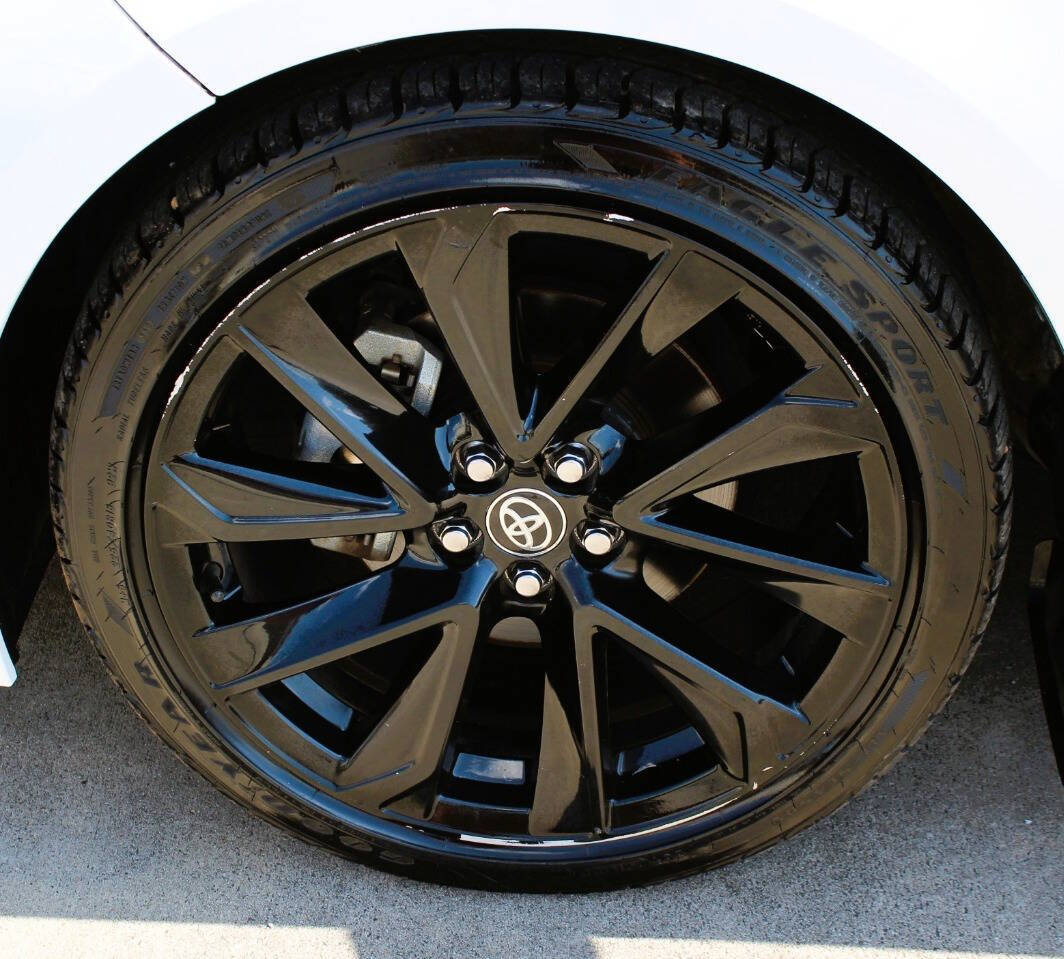 Used 2021 Toyota Corolla SE FWD image 12