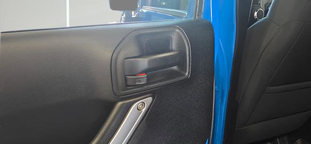 Used 2012 Jeep Wrangler Unlimited Sahara w/ Connectivity Group image 22