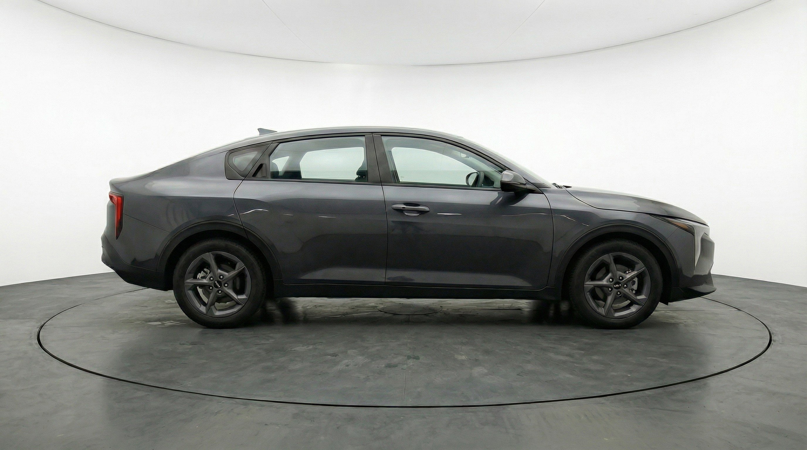 Used 2025 Kia K4 FWD image 11