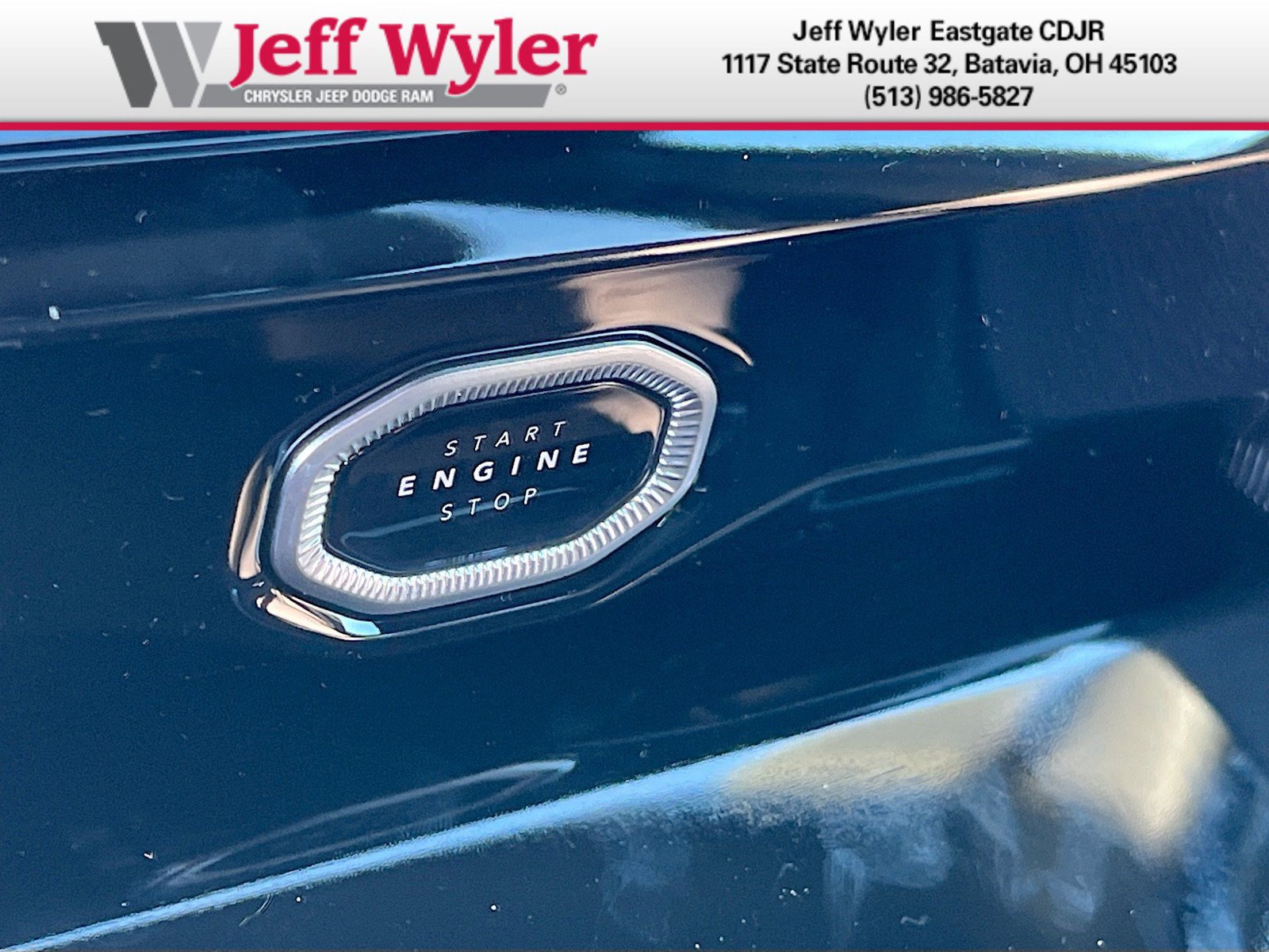 New 2026 Jeep Grand Cherokee Limited w/ Limited Altitude Package AWD/4WD image 13