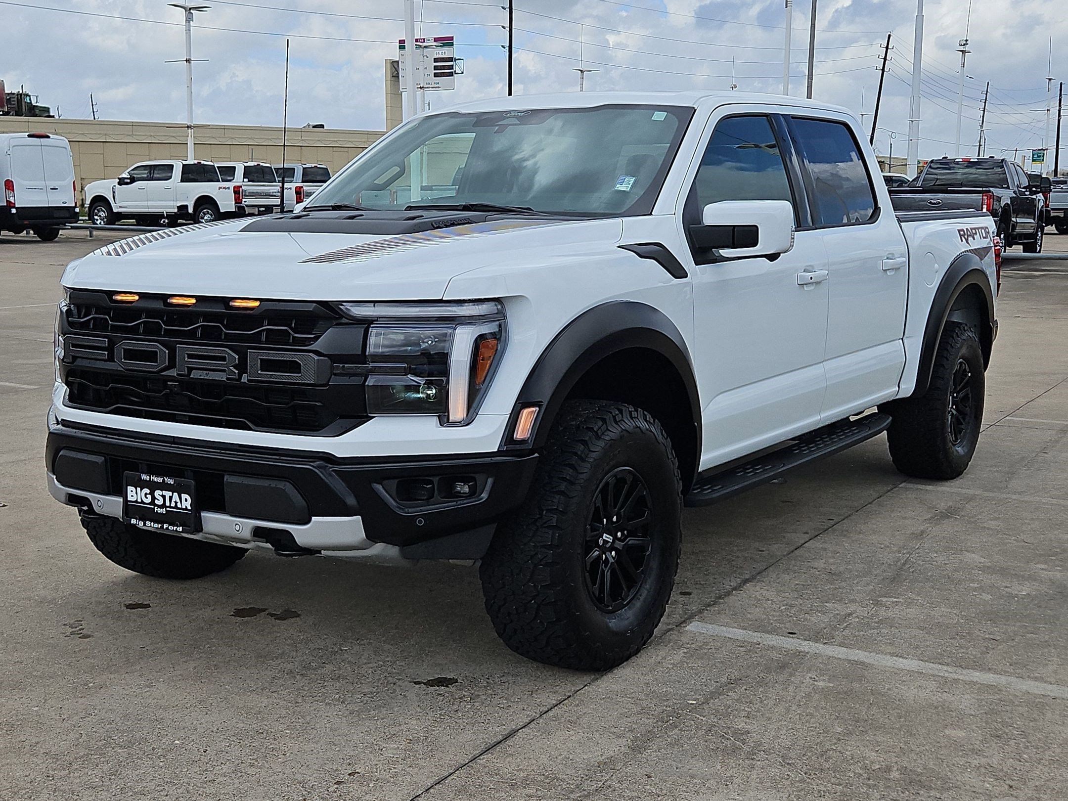 Used 2025 Ford F150 Raptor AWD/4WD image 9