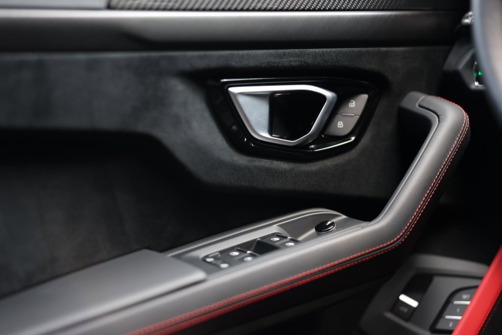 Used 2024 Lamborghini Urus Performante image 42