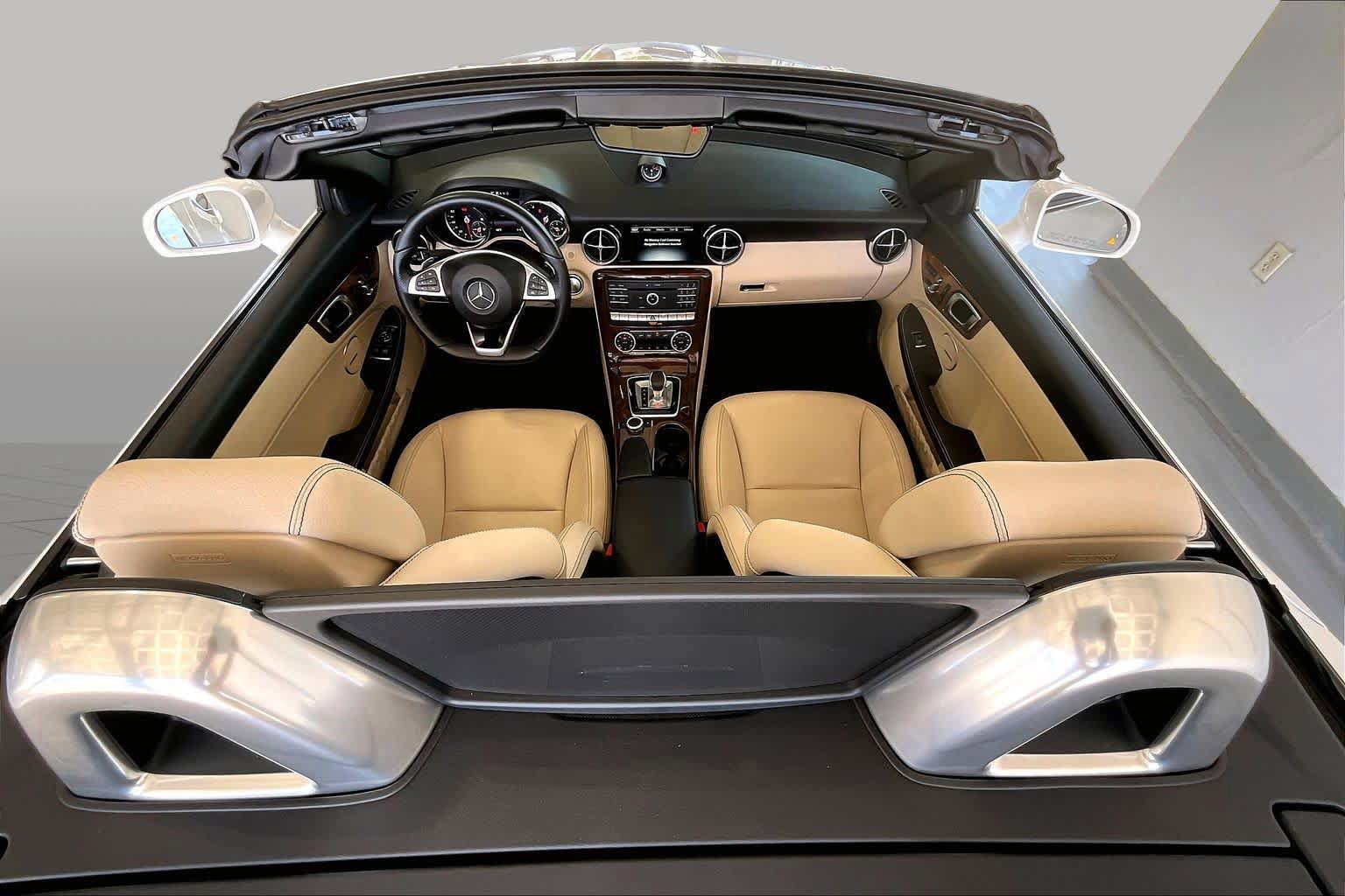 Used 2019 Mercedes-Benz SLC 300 image 20