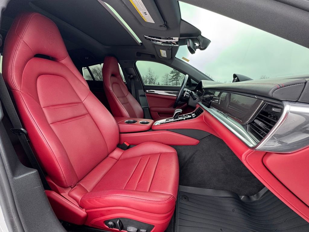 Used 2023 Porsche Panamera 4 Platinum Edition image 33