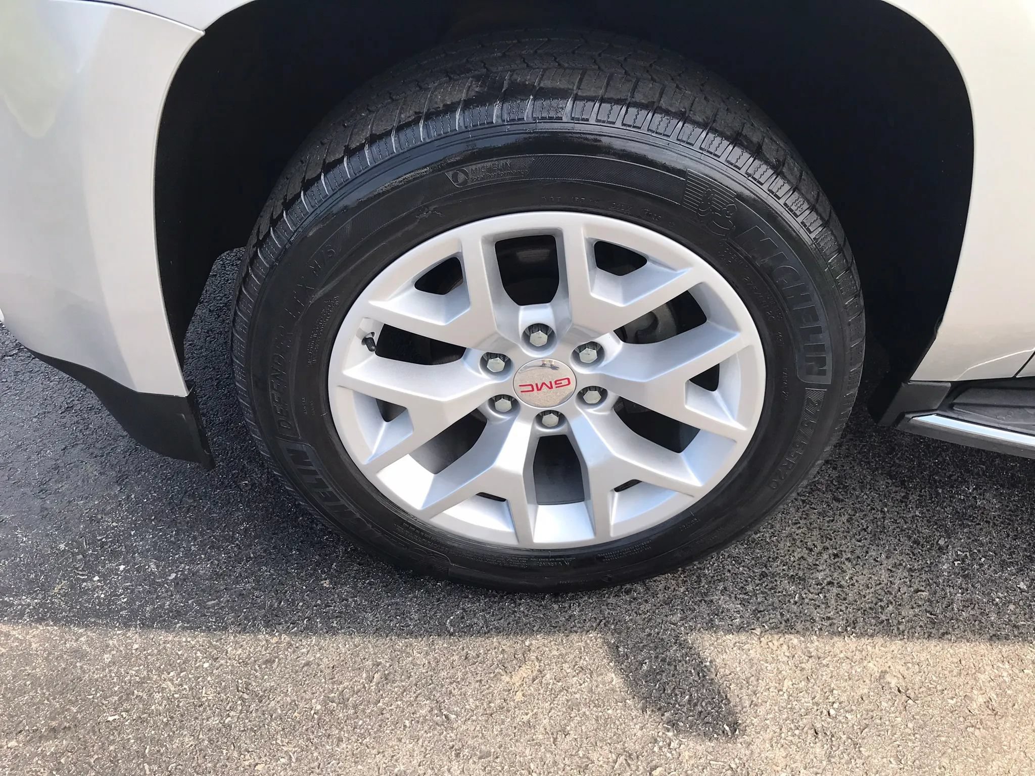 Used 2019 GMC Yukon XL SLE w/ SLE Value Package AWD/4WD image 40