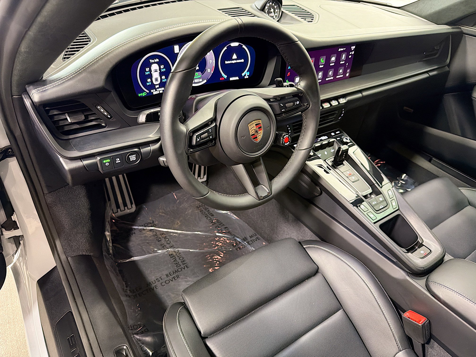 Certified 2025 Porsche 911 Carrera 4 GTS AWD/4WD image 4