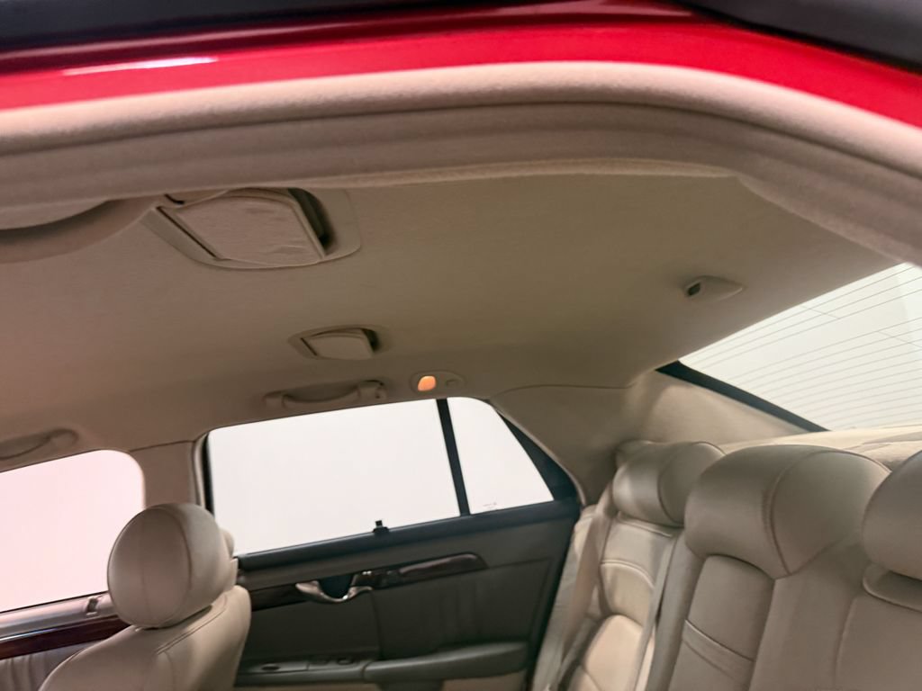 Used 2005 Cadillac De Ville DHS w/ Equipment Group FWD image 50