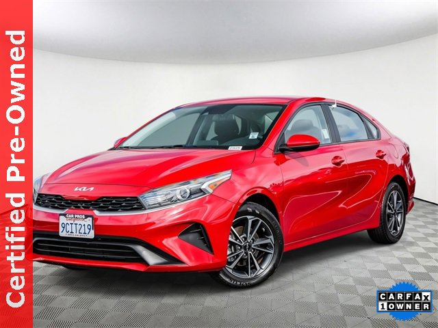 Certified 2023 Kia Forte LXS image 2