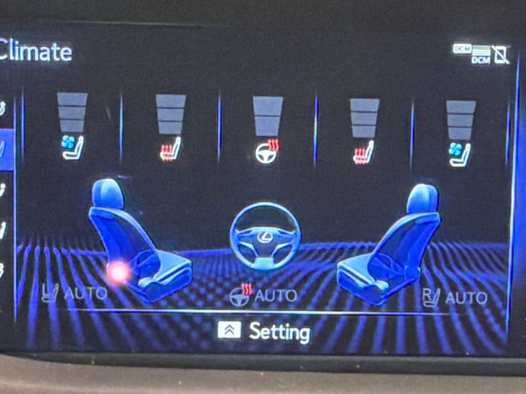 Used 2019 Lexus LS 500 w/ Luxury Package image 32