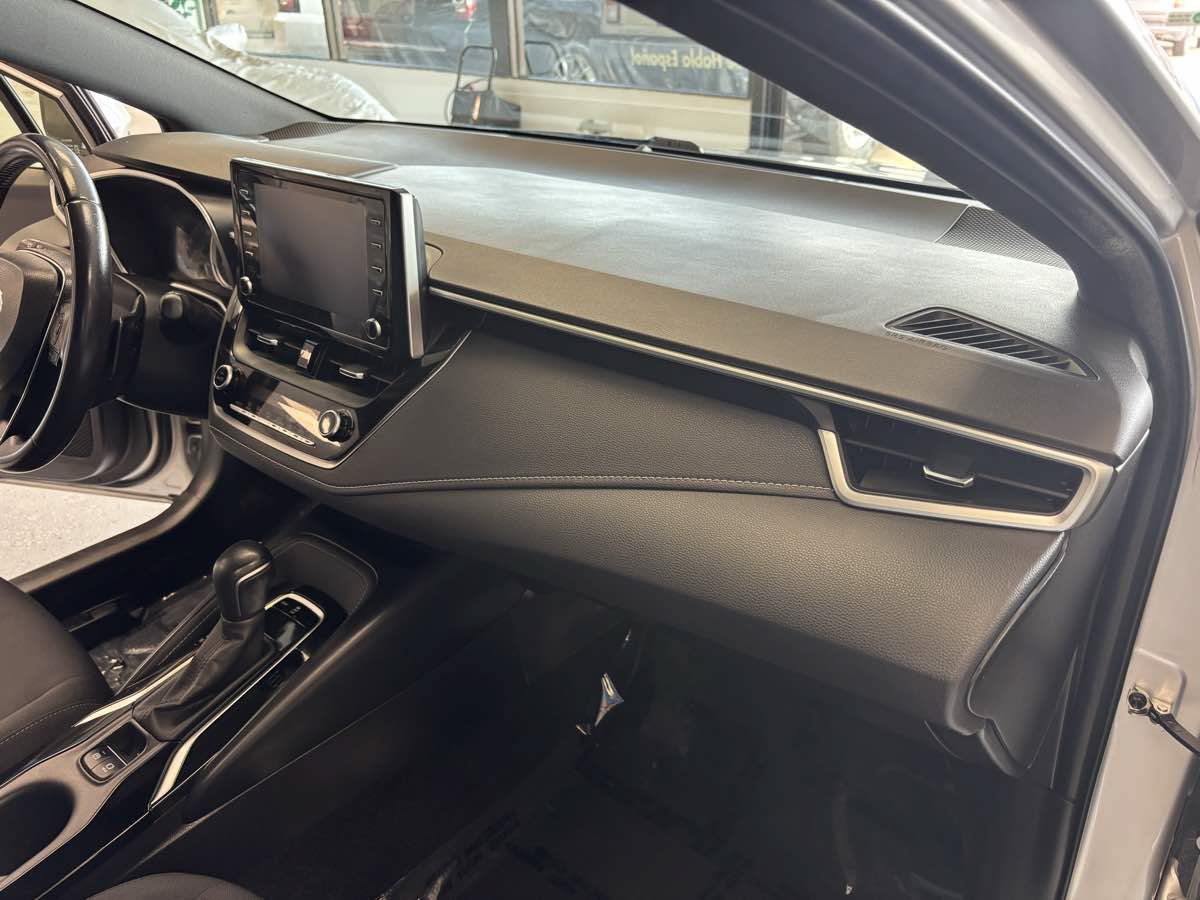 Used 2019 Toyota Corolla SE w/ Carpet Mat Package FWD image 15