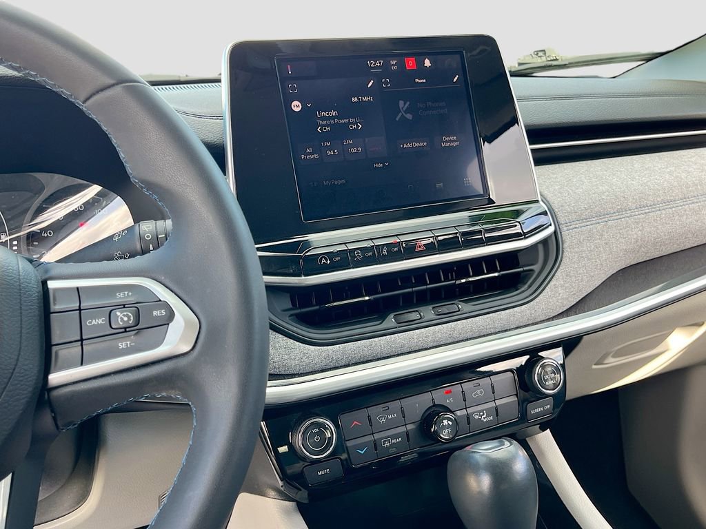 Certified 2022 Jeep Compass Latitude image 14