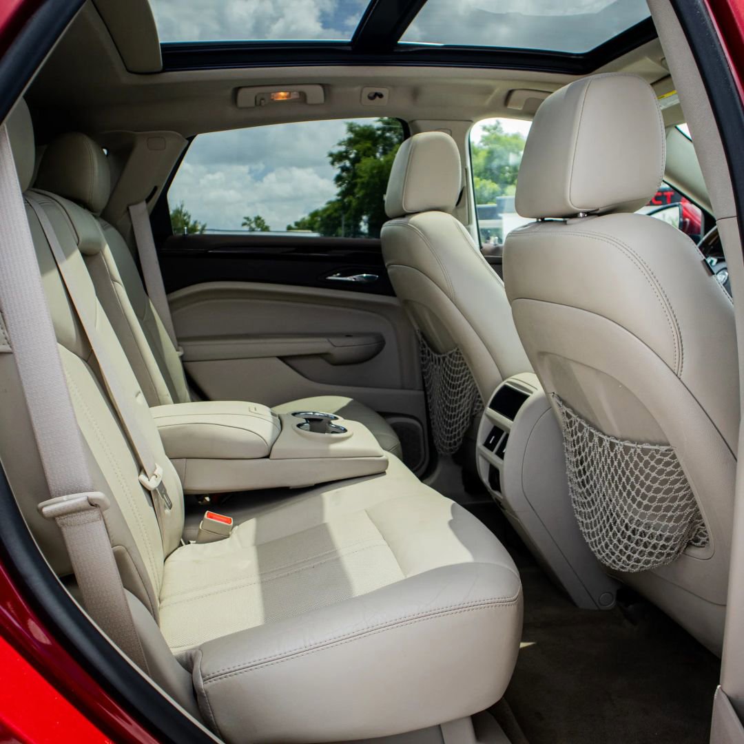 Used 2011 Cadillac SRX Luxury FWD image 18