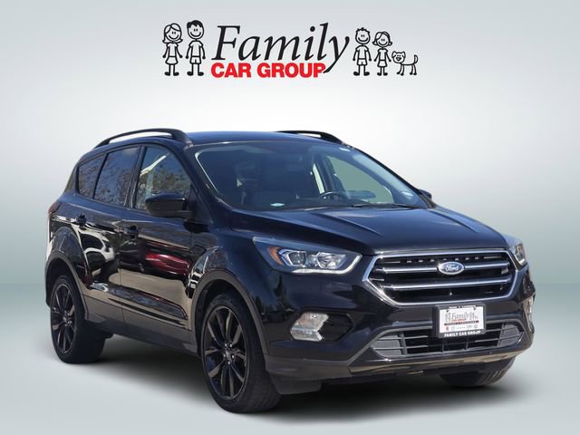 Used 2019 Ford Escape SE image 2
