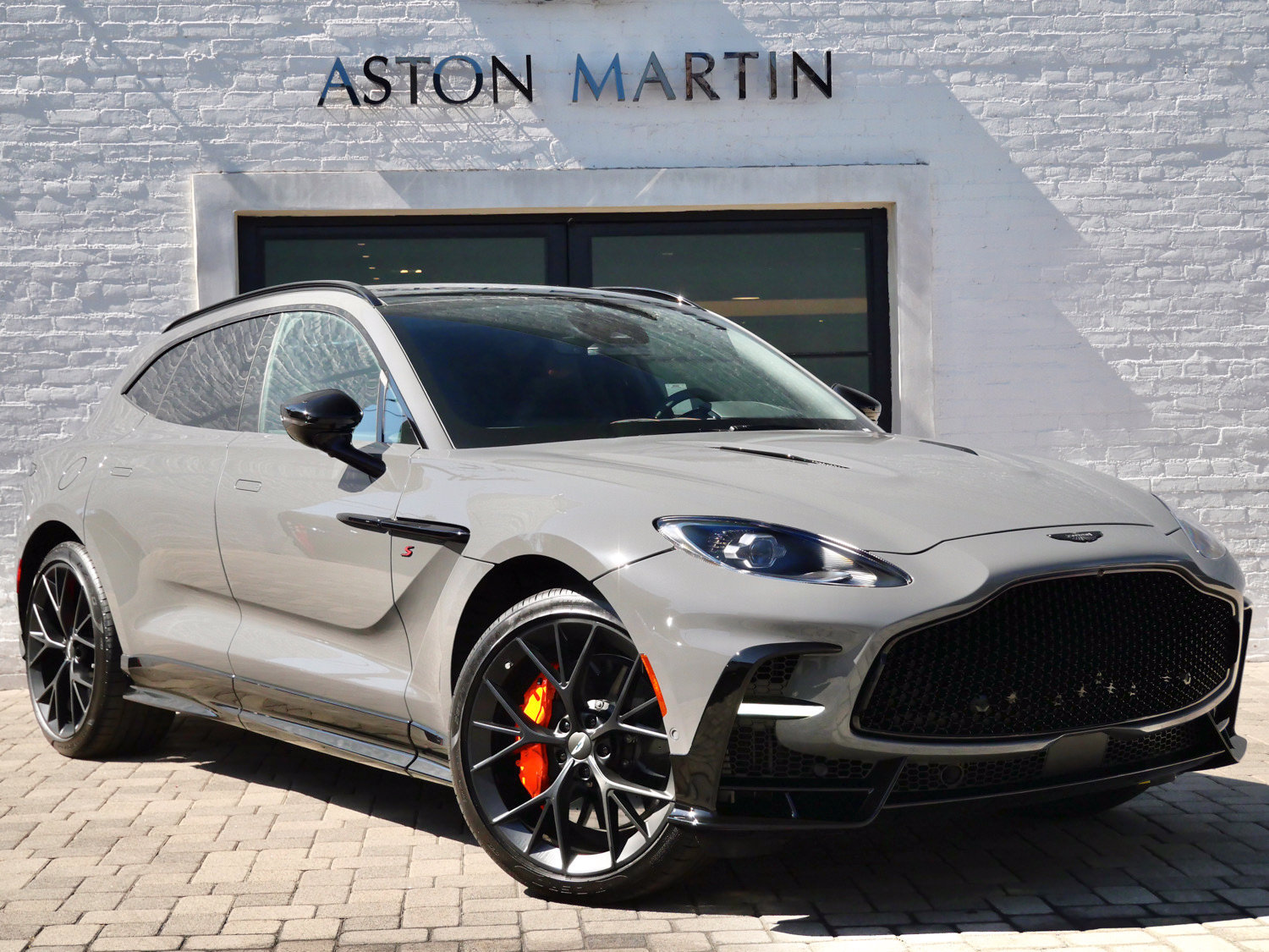 New 2026 Aston Martin DBX 707