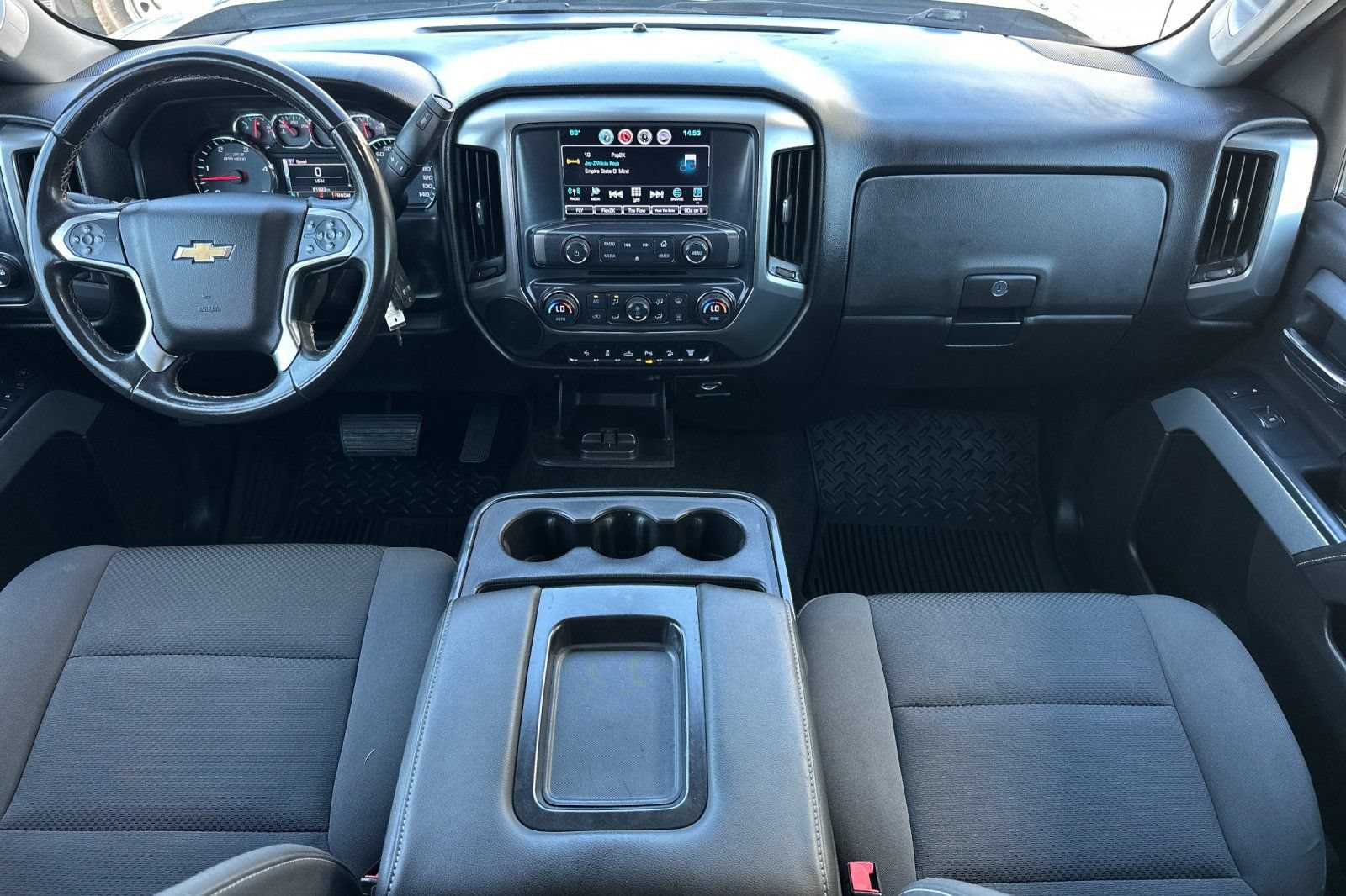 Used 2016 Chevrolet Silverado 2500 LT w/ LT Convenience Package AWD/4WD image 13