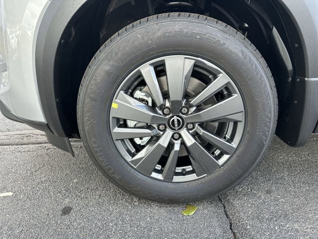 New 2025 Nissan Pathfinder SV image 8