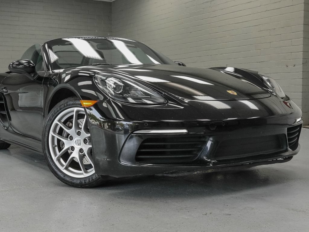 Used 2018 Porsche 718 Boxster RWD image 7