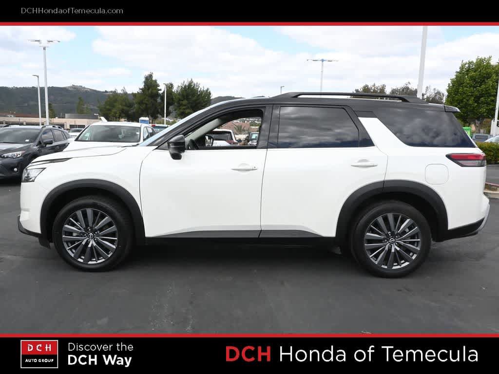 Used 2022 Nissan Pathfinder SL w/ SL Premium Package FWD image 4