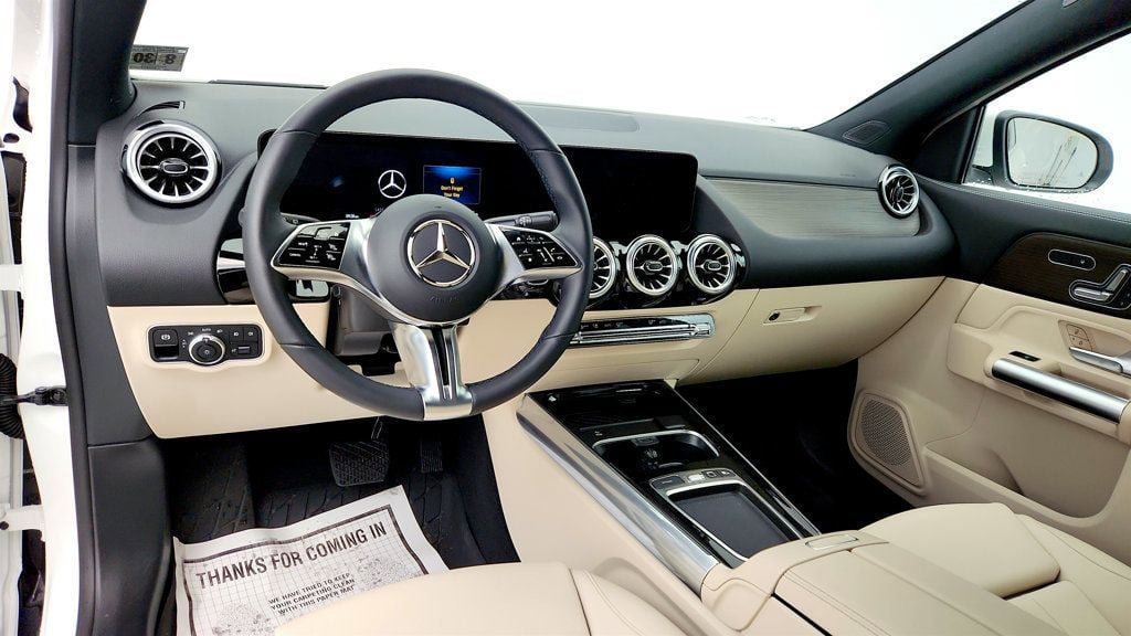 Used 2026 Mercedes-Benz GLA 250 4MATIC image 12