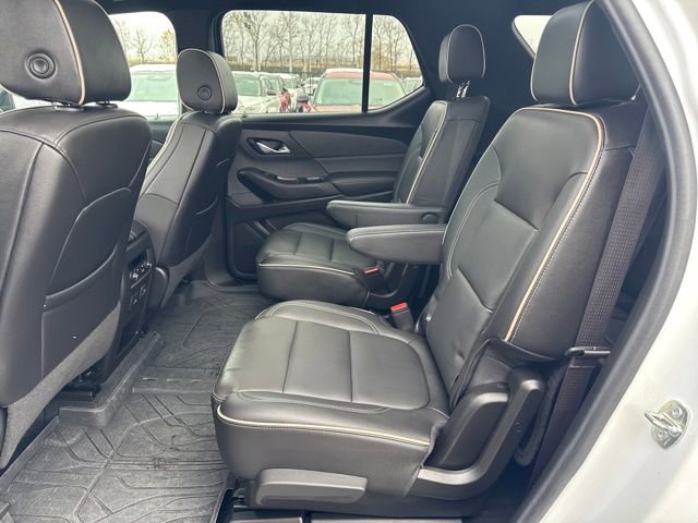 Used 2023 Chevrolet Traverse Premier w/ Redline Edition image 26