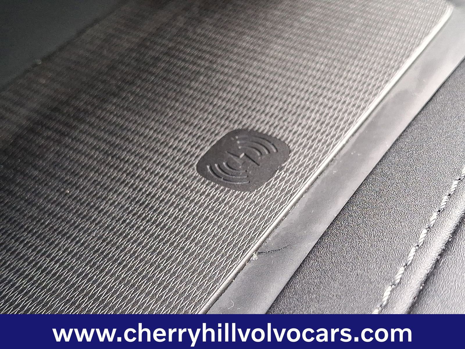 Certified 2025 Volvo XC90 B5 Plus image 27