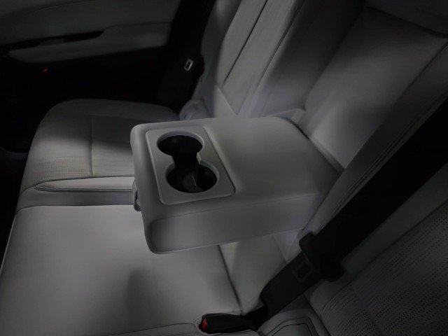 Used 2024 Cadillac Lyriq Luxury image 19